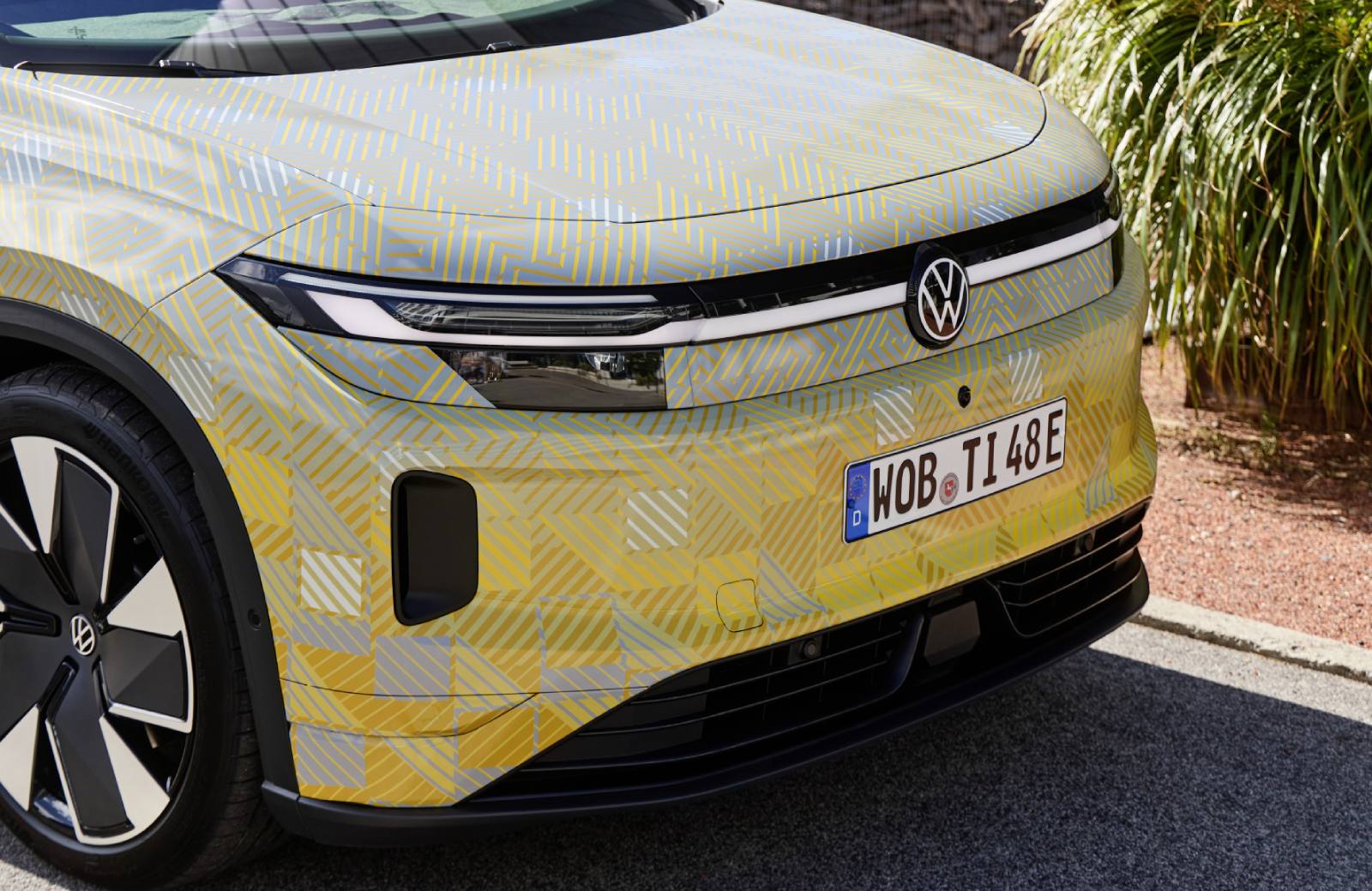 Volkswagen ID. Tiguan camouflage